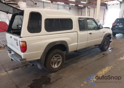 2001 Mazda B3000 Se from USA, damaged, VIN 4F4ZR17U61TM28772